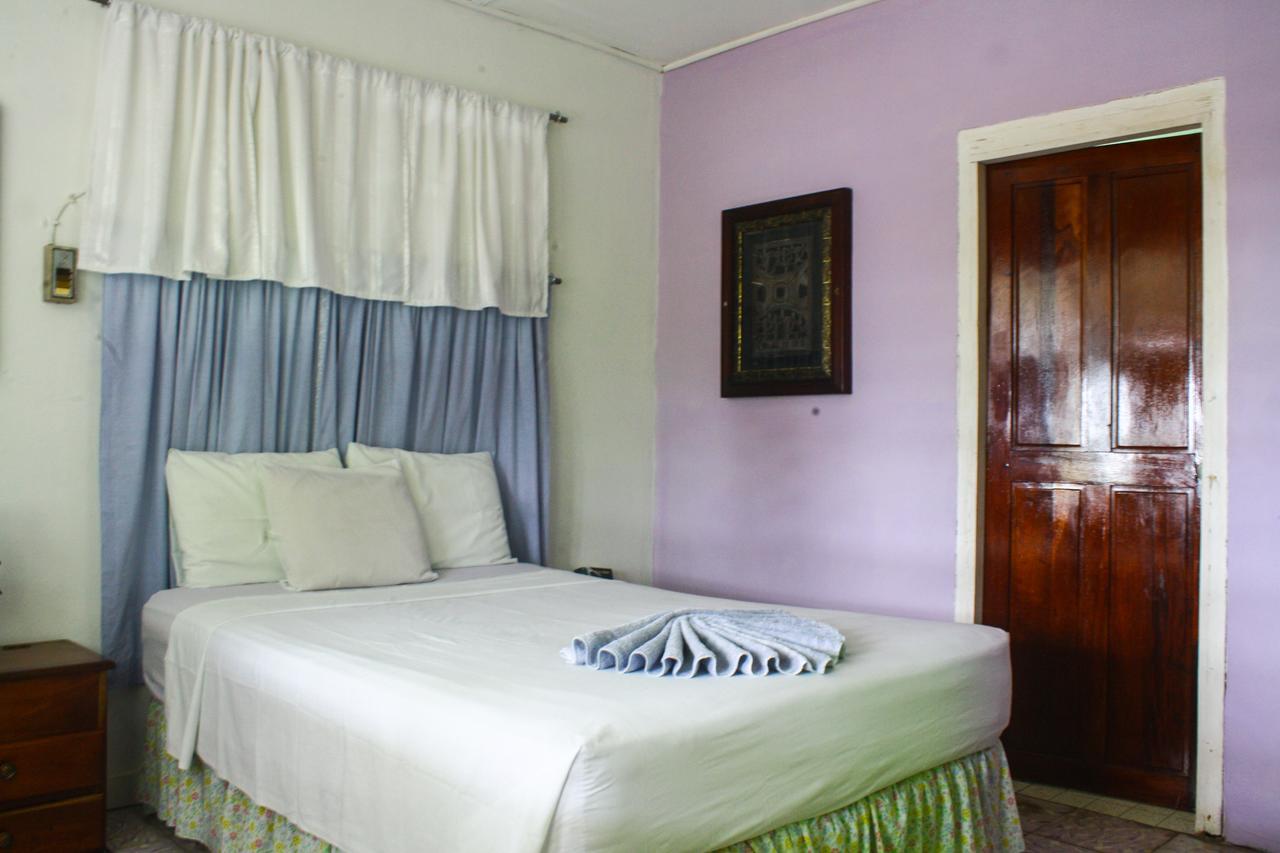 Hotel Maya Corozal Exterior foto